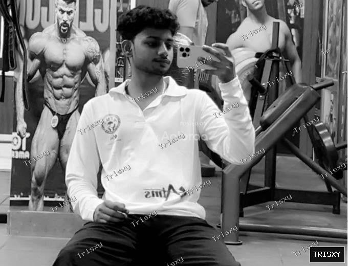 Hy I am sonu i delhi kisi bhi ladki ya women ya bhabhi ko sex karna ho to contact me di…