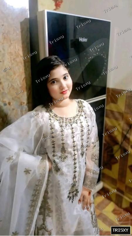 Call Girls in Escorts Service In Central Secretariat (9958O-18831)