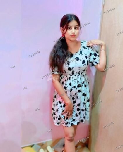 Hii i am riya sarma any time available