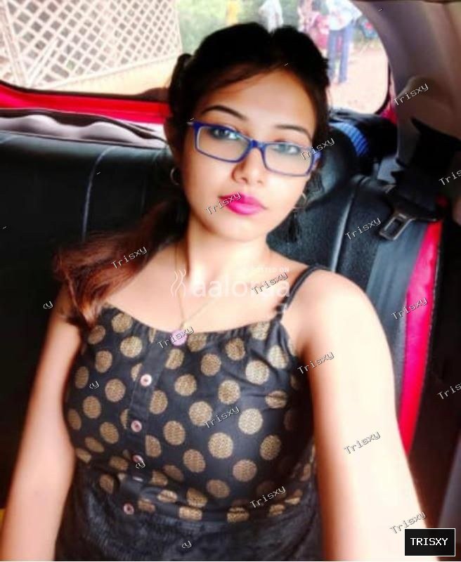 Boobs showPussy showBoobs pressingFingring pussy