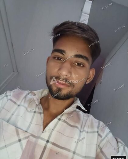 Meri sath sex ki liye message kare apne service room par bula kar ya hotel m