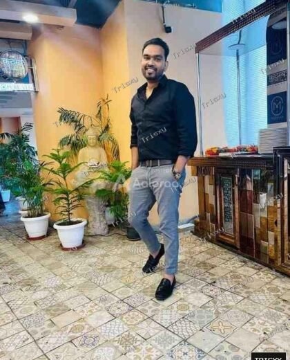 Independent Handsome callboy