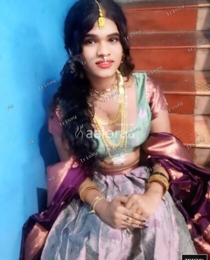 Transexual Yamini transgender Ts dating Im here for you uin pk cock and boobs